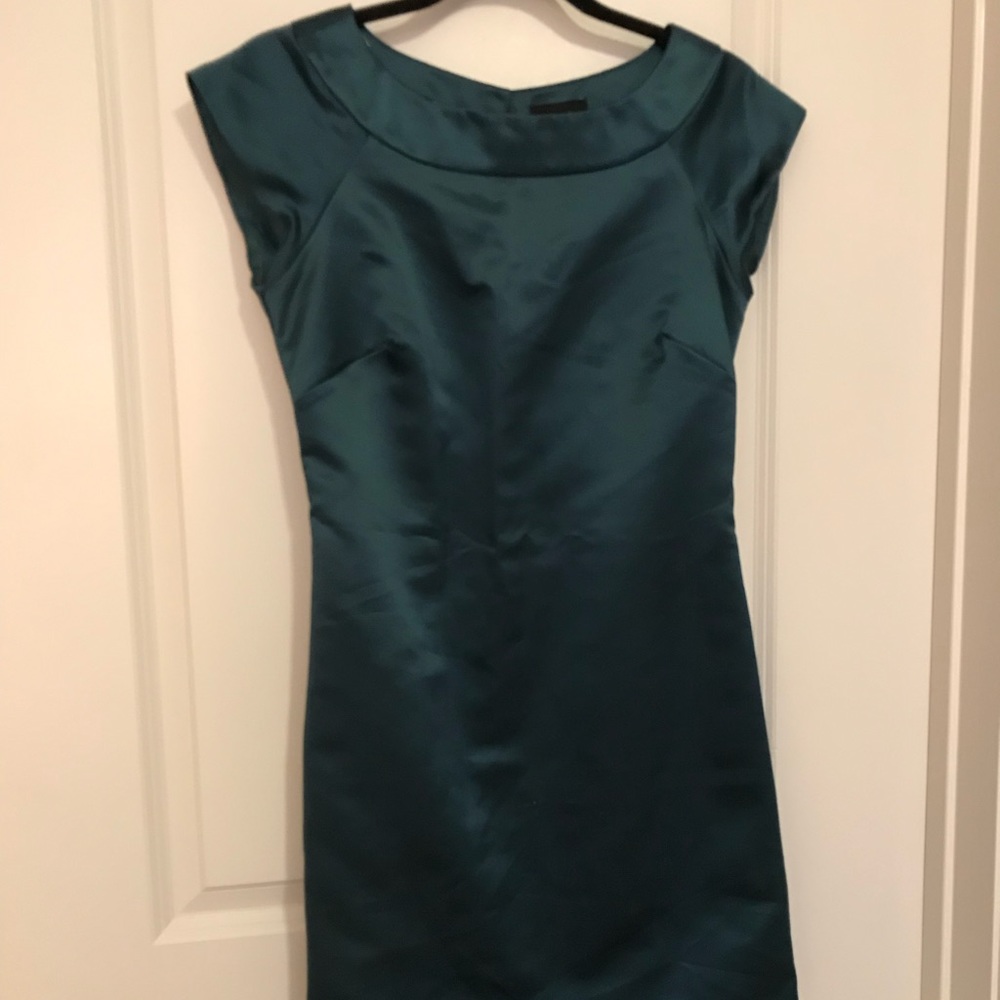 Max and Cleo Emerald Shift Dress